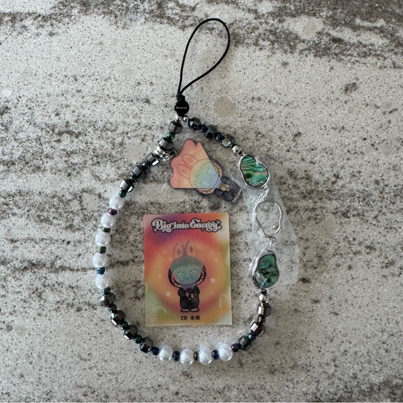 Popmart The Monsters Big into Energy series phone charm - Picture 2 of 8